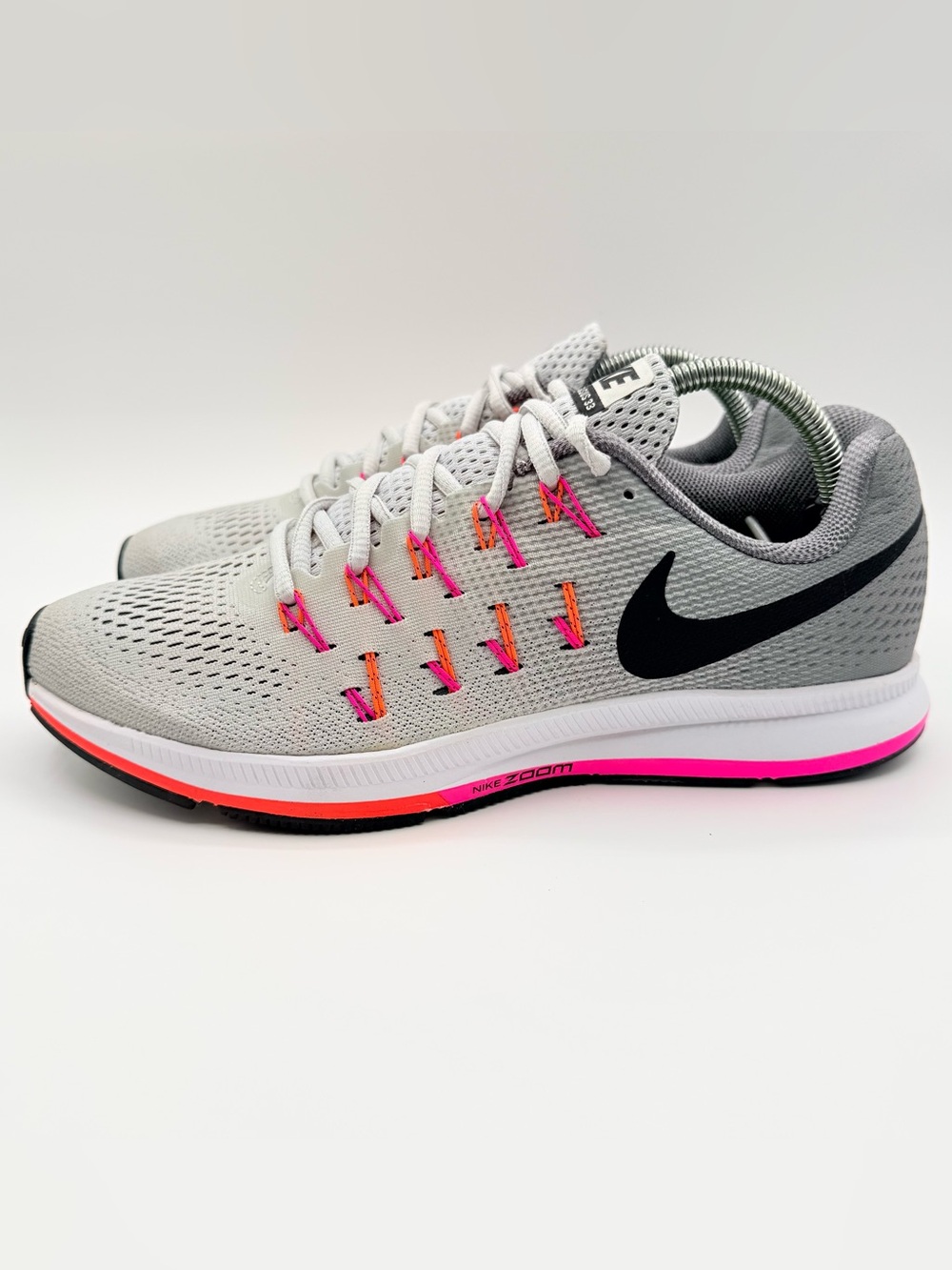 Nike Air Zoom Pegasus 33 Women’s Size 11 Gray Pink Running Shoes 831356-006 READ